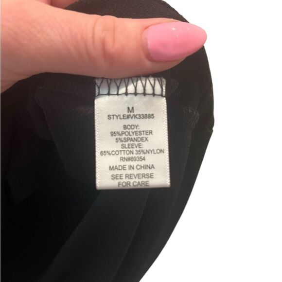 Adrienne Vittadini Black Lace Sleeve Blouse with Tie Detail Size Medium - Picture 7 of 7